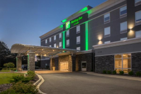 Holiday Inn & Suites Decatur-Forsyth by IHG